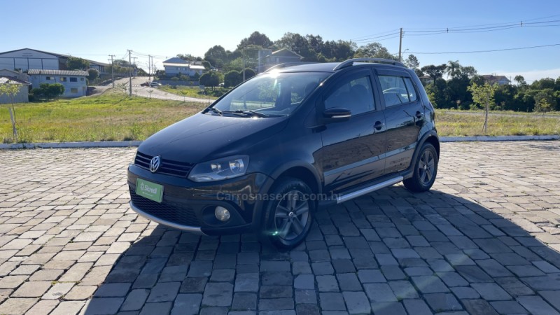 CROSSFOX 1.6 MI FLEX 8V 4P MANUAL - 2011 - VILA FLORES