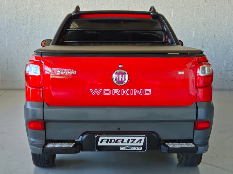STRADA 1.4 MPI WORKING CS 8V FLEX 2P MANUAL - 2015 - FARROUPILHA