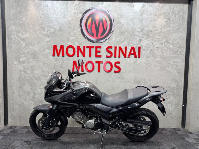 V-STROM  - 2018 - NOVO HAMBURGO