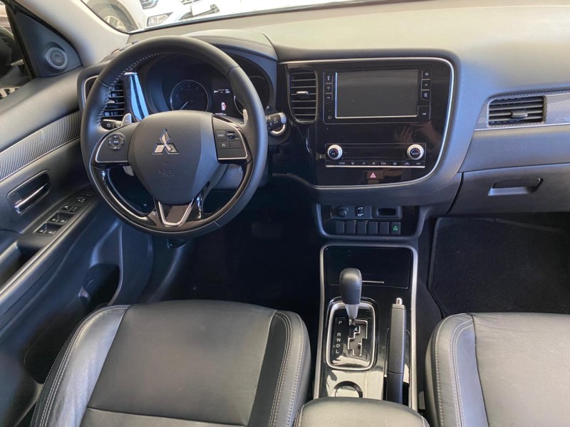 OUTLANDER 2.0 16V GASOLINA 4P AUTOMÁTICO - 2020 - NOVA PETRóPOLIS