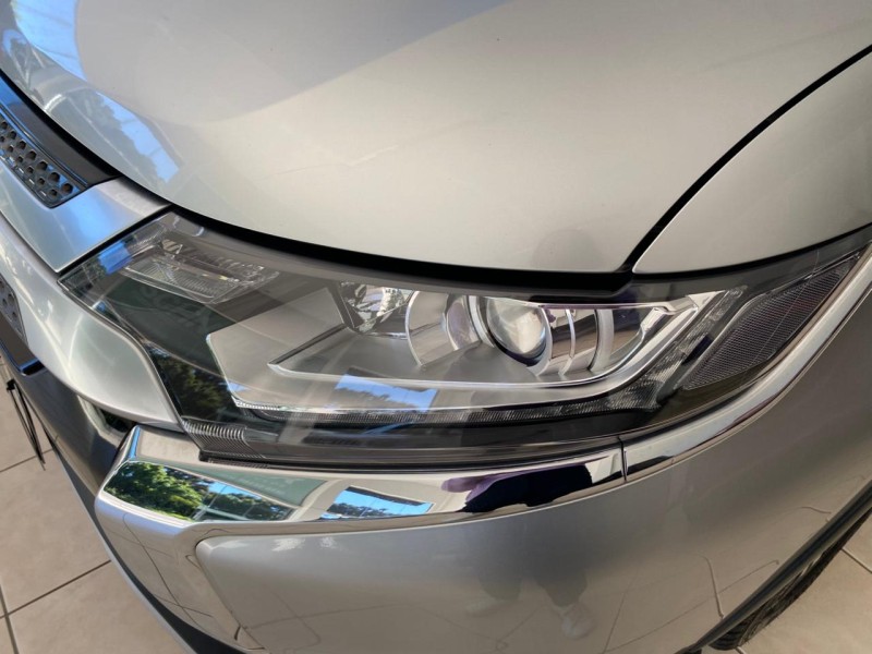 OUTLANDER 2.0 16V GASOLINA 4P AUTOMÁTICO - 2020 - NOVA PETRóPOLIS