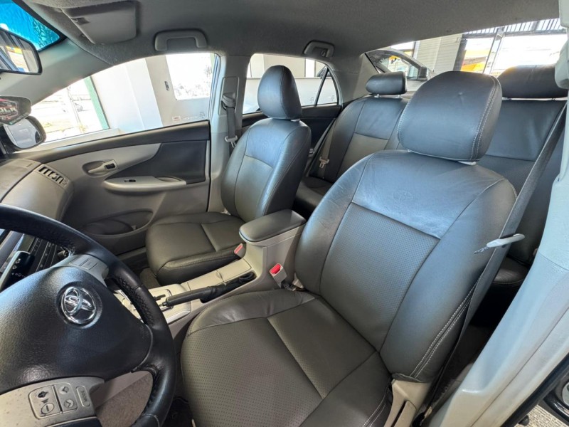 COROLLA 1.8 GLI 16V FLEX 4P AUTOMÁTICO - 2014 - CAXIAS DO SUL