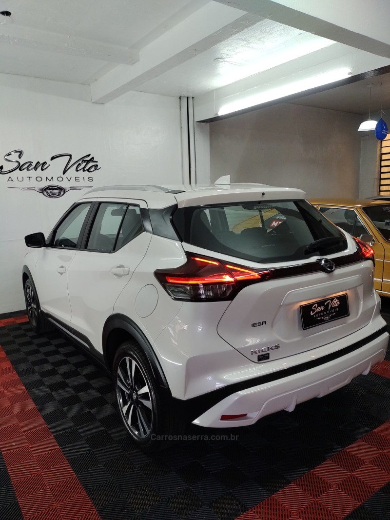 KICKS 1.6 ADVANCE 16V PLUS CVT FLEX 4P AUTOMÁTICO - 2022 - CAXIAS DO SUL