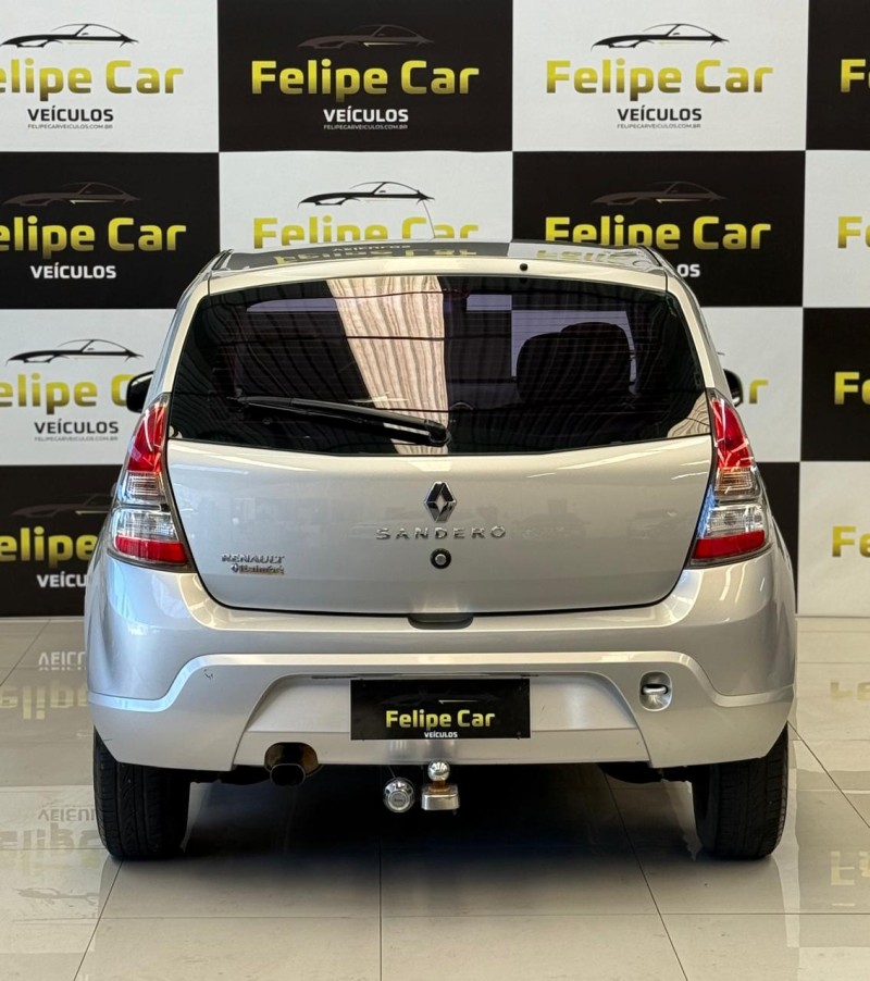 SANDERO 1.0 EXPRESSION 16V FLEX 4P MANUAL - 2014 - CAXIAS DO SUL
