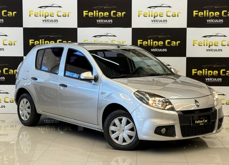 SANDERO 1.0 EXPRESSION 16V FLEX 4P MANUAL - 2014 - CAXIAS DO SUL
