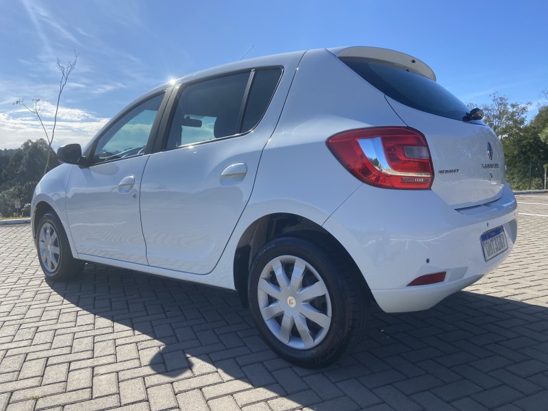SANDERO 1.6 AUTHENTIQUE 8V FLEX 4P MANUAL - 2018 - CAXIAS DO SUL