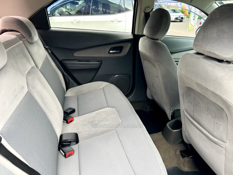 COBALT 1.8 MPFI LTZ 8V FLEX 4P MANUAL - 2015 - NOVO HAMBURGO