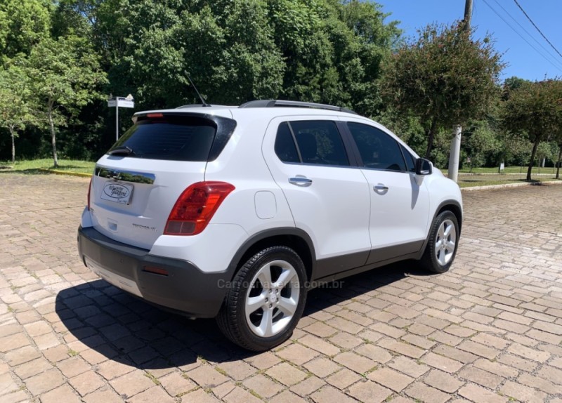 TRACKER 1.8 MPFI LTZ 4X2 16V FLEX 4P AUTOMÁTICO - 2015 - GUAPORé