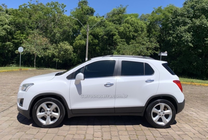 TRACKER 1.8 MPFI LTZ 4X2 16V FLEX 4P AUTOMÁTICO - 2015 - GUAPORé