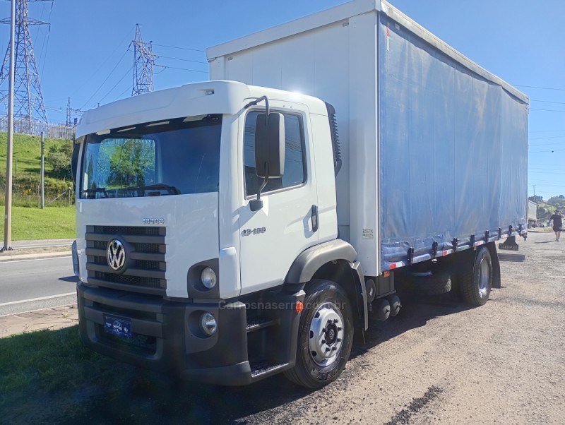 13-180 E CONSTELLATION - 2010 - FARROUPILHA