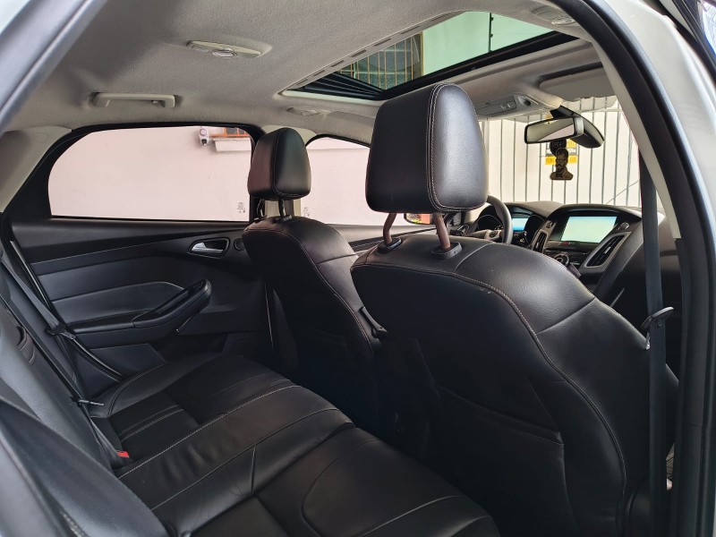 FOCUS 2.0 TITANIUM PLUS HATCH 16V FLEX 4P AUTO - 2015 - CAXIAS DO SUL