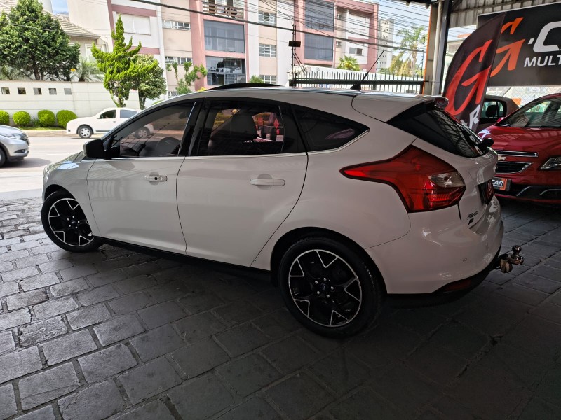 FOCUS 2.0 TITANIUM PLUS HATCH 16V FLEX 4P AUTO - 2015 - CAXIAS DO SUL