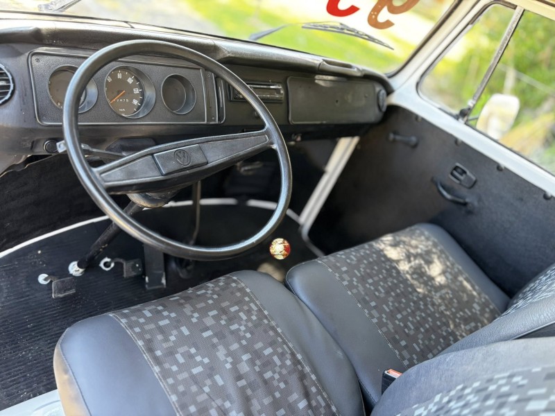 KOMBI 1.6 MI STD 8V GASOLINA 3P MANUAL - 1995 - CANDELáRIA