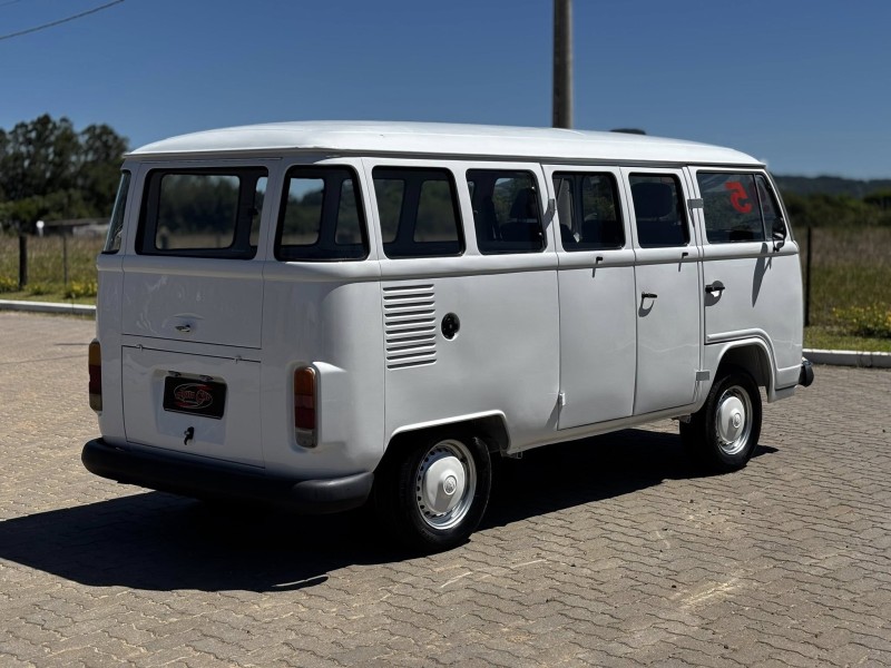 KOMBI 1.6 MI STD 8V GASOLINA 3P MANUAL - 1995 - CANDELáRIA