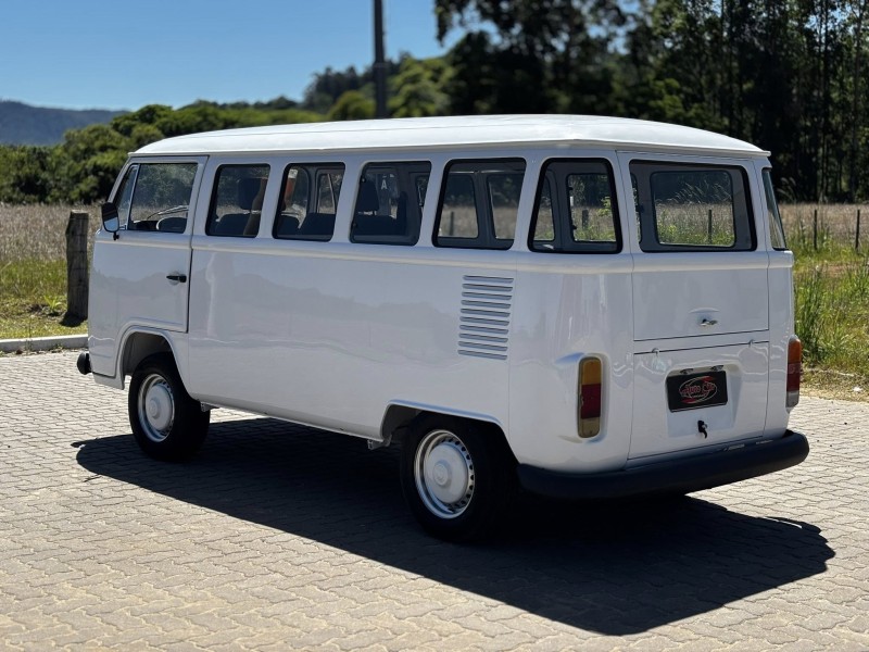 KOMBI 1.6 MI STD 8V GASOLINA 3P MANUAL - 1995 - CANDELáRIA