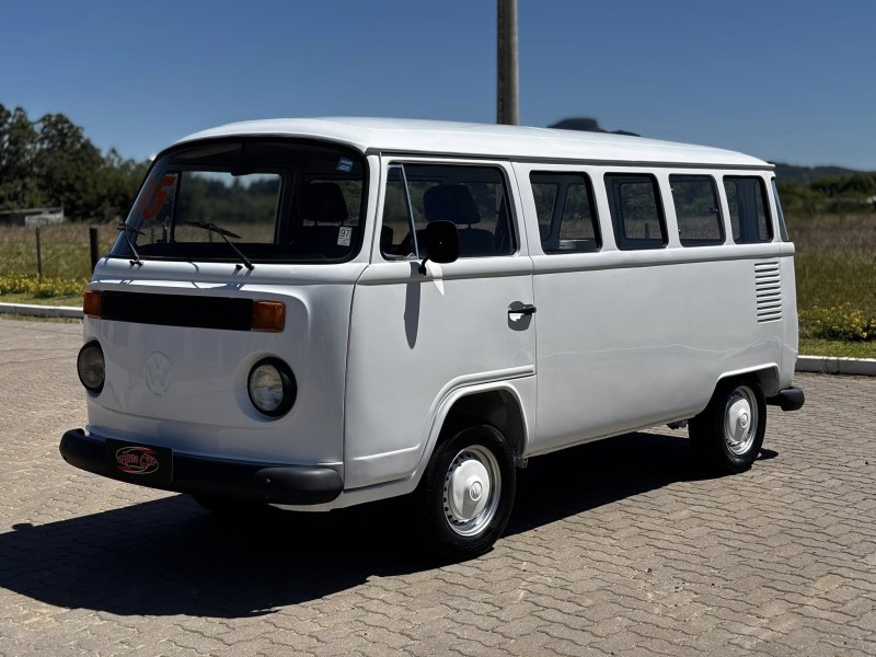 kombi 1.6 mi std 8v gasolina 3p manual 1995 candelaria