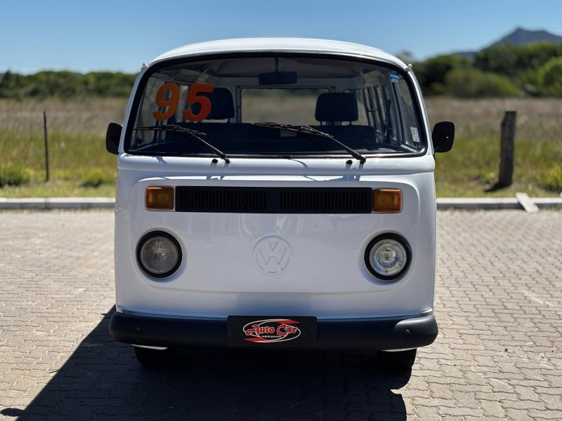 KOMBI 1.6 MI STD 8V GASOLINA 3P MANUAL - 1995 - CANDELáRIA