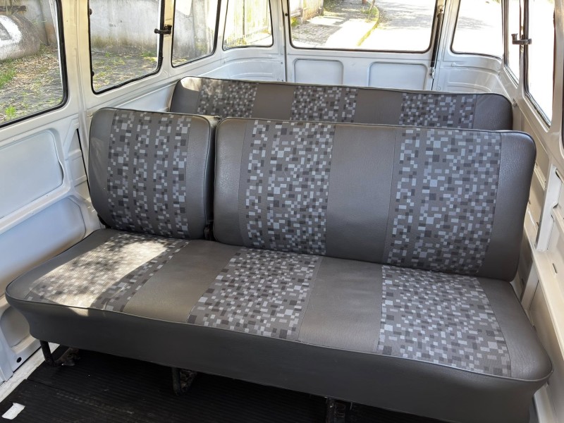 KOMBI 1.6 MI STD 8V GASOLINA 3P MANUAL - 1995 - CANDELáRIA