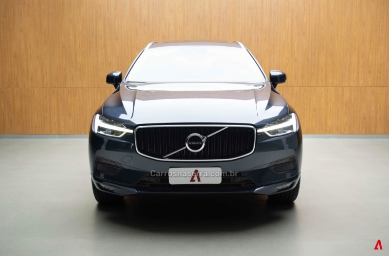 XC60 2.4 D5 MOMENTUM DIESEL AWD 4P AUTOMÁTICO - 2020 - GARIBALDI