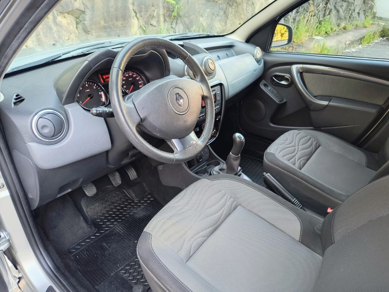 DUSTER 1.6 EXPRESSION 4X2 16V FLEX 4P MANUAL - 2012 - CAXIAS DO SUL