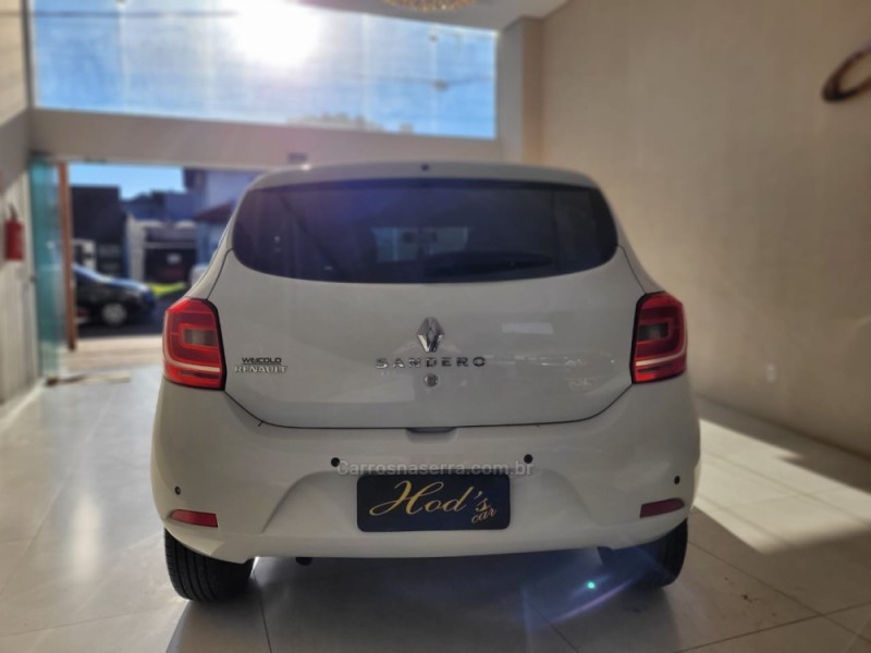 SANDERO 1.0 EXPRESSION 16V FLEX 4P MANUAL - 2015 - CANELA