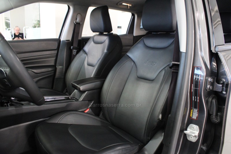 COMPASS 1.3 LONGITUDE T270 16V TURBO FLEX 4P AUTOMÁTICO - 2023 - CAXIAS DO SUL