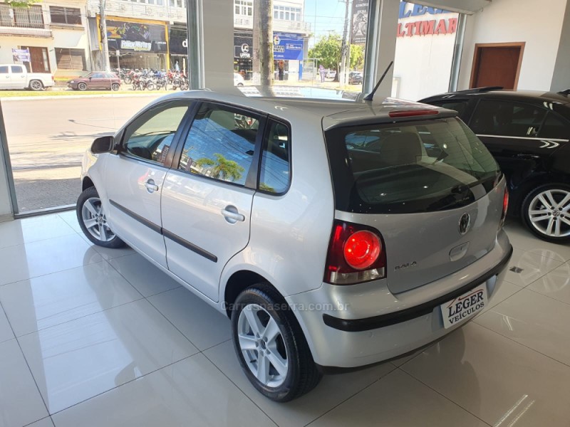 POLO 1.6 MI 8V FLEX 4P MANUAL - 2010 - SãO LEOPOLDO