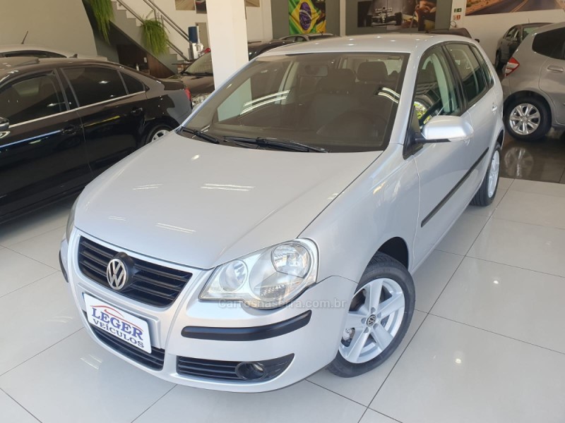 POLO 1.6 MI 8V FLEX 4P MANUAL - 2010 - SãO LEOPOLDO