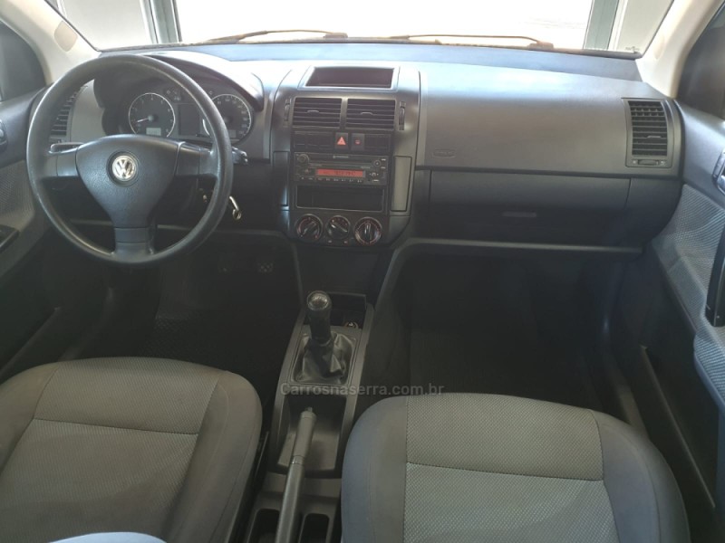 POLO 1.6 MI 8V FLEX 4P MANUAL - 2010 - SãO LEOPOLDO