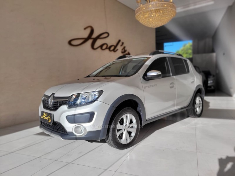 SANDERO 1.6 STEPWAY 8V FLEX 4P AUTOMATIZADO - 2015 - CANELA