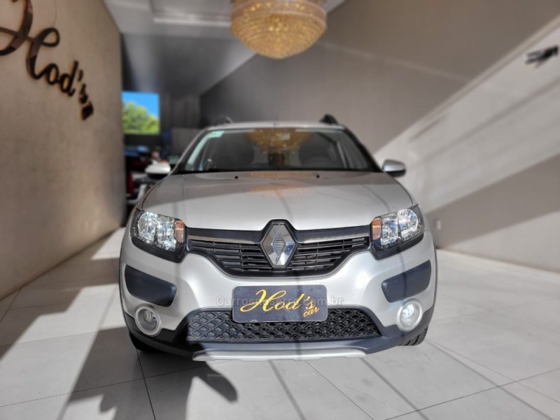 SANDERO 1.6 STEPWAY 8V FLEX 4P AUTOMATIZADO - 2015 - CANELA