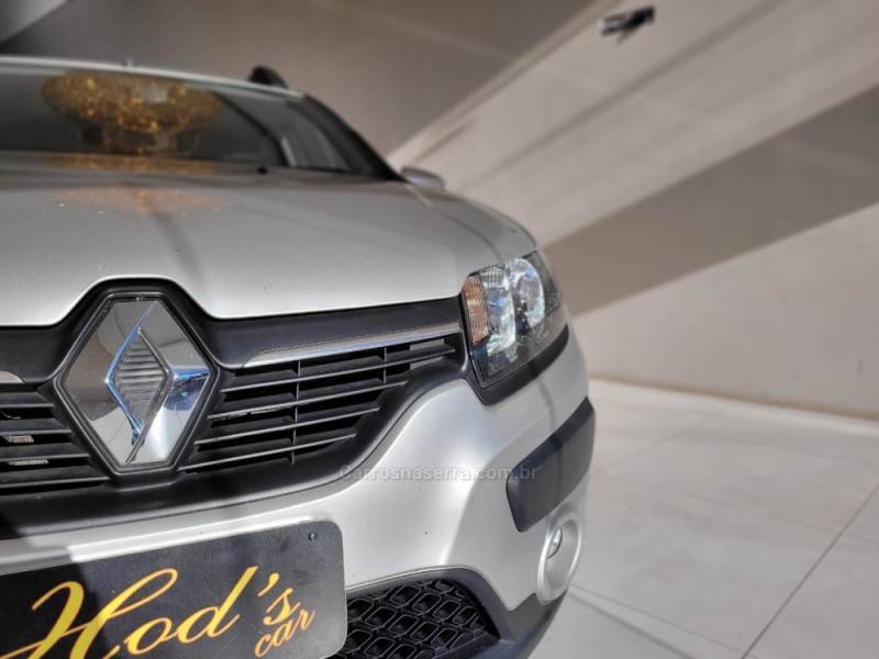 SANDERO 1.6 STEPWAY 8V FLEX 4P AUTOMATIZADO - 2015 - CANELA