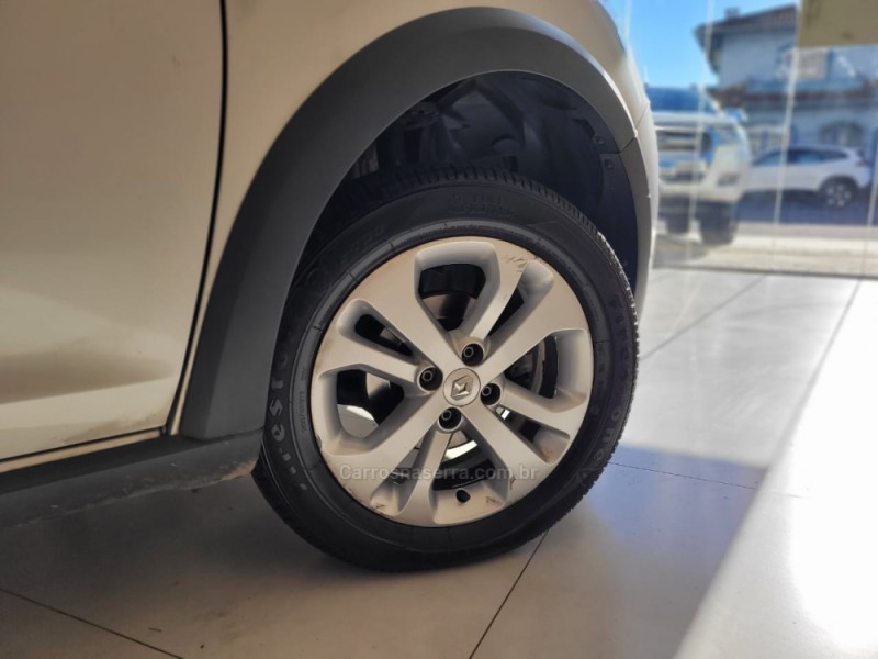 SANDERO 1.6 STEPWAY 8V FLEX 4P AUTOMATIZADO - 2015 - CANELA