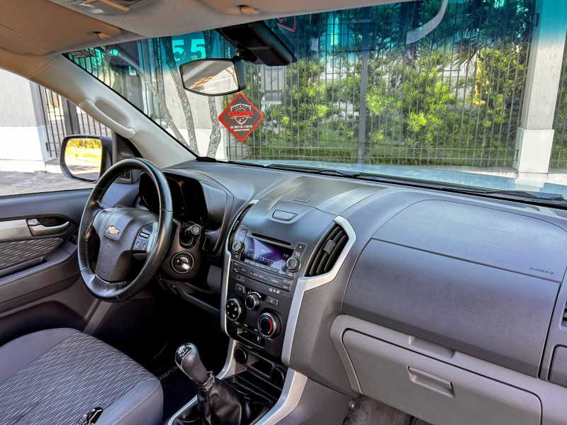 S10 2.4 LT 4X2 CD 8V FLEX 4P MANUAL - 2013 - BENTO GONçALVES