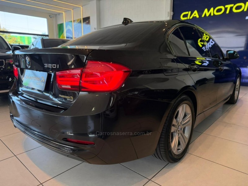 320I 2.0 16V TURBO ACTIVE FLEX 4P AUTOMÁTICO - 2017 - SãO LEOPOLDO
