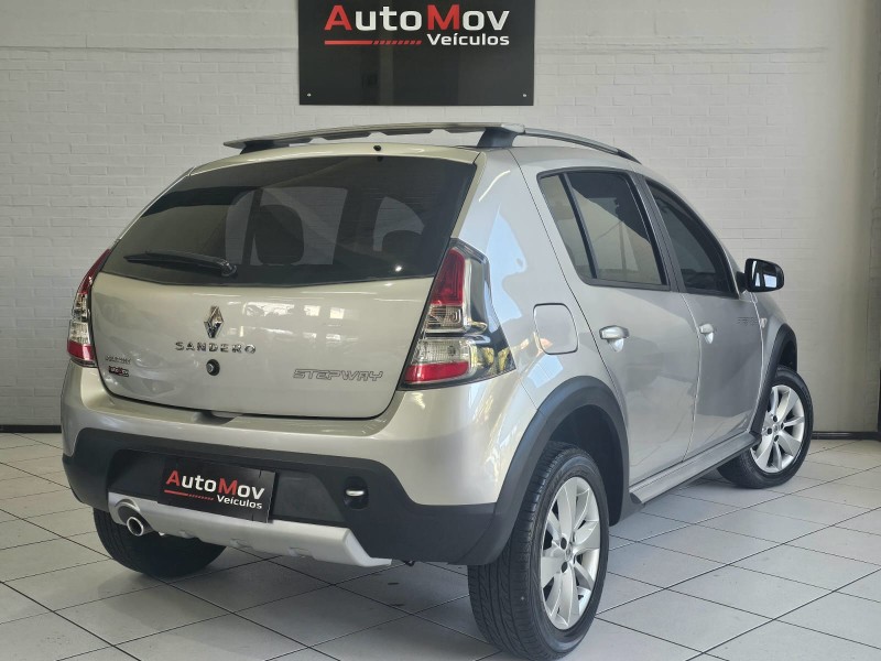 SANDERO 1.6 STEPWAY 8V FLEX 4P MANUAL - 2014 - CAXIAS DO SUL