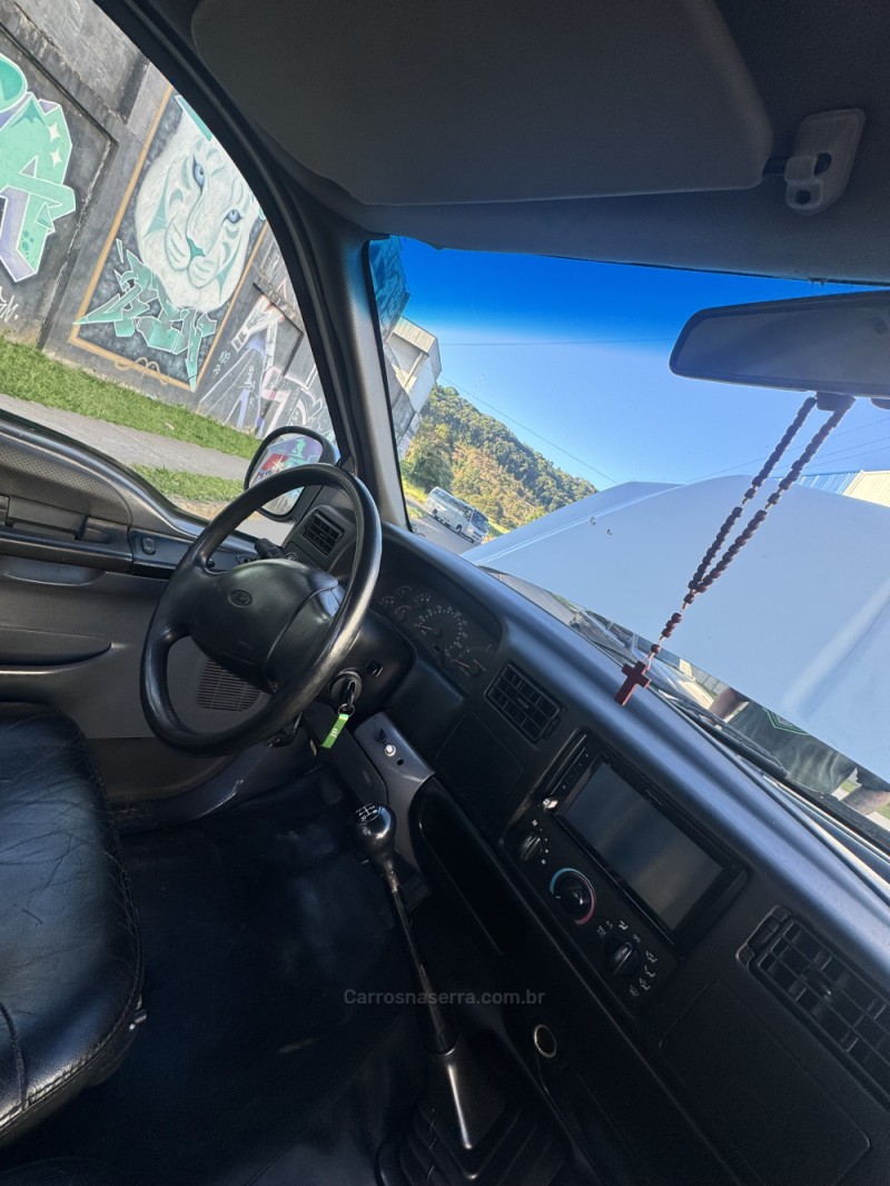 F-250 4.2 XLT 4X2 CS TURBO INTERCOOLER DIESEL 2P MANUAL - 2001 - CAXIAS DO SUL