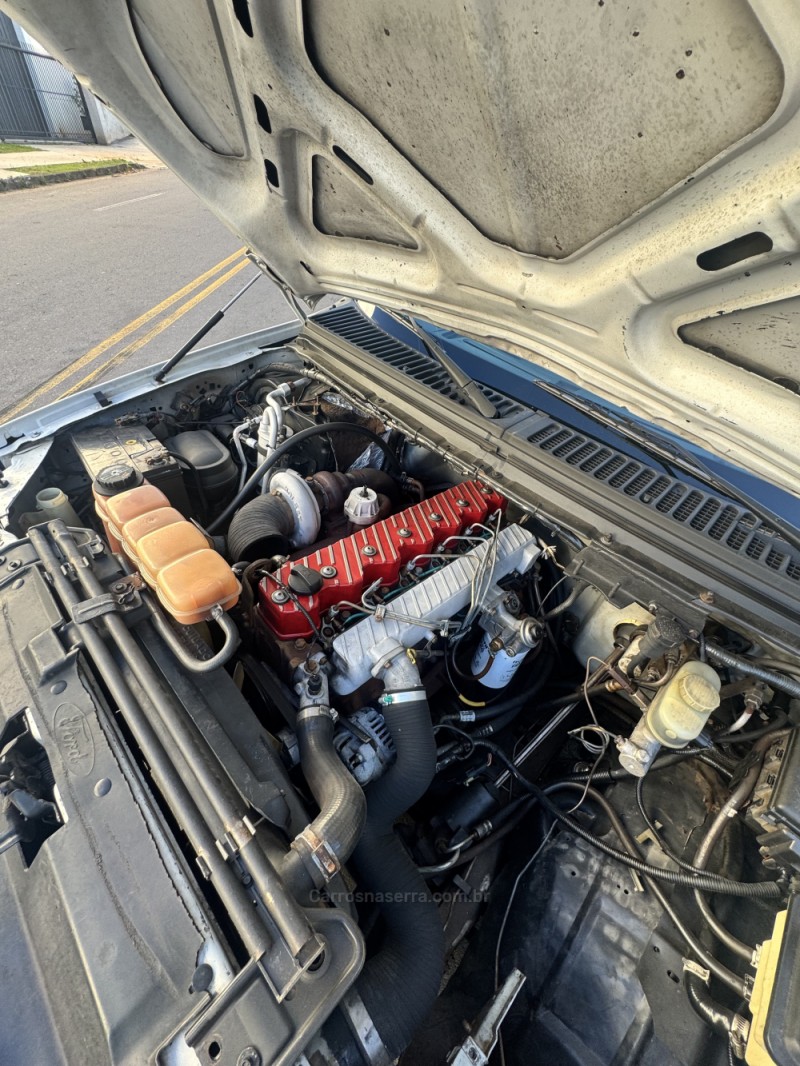 F-250 4.2 XLT 4X2 CS TURBO INTERCOOLER DIESEL 2P MANUAL - 2001 - CAXIAS DO SUL