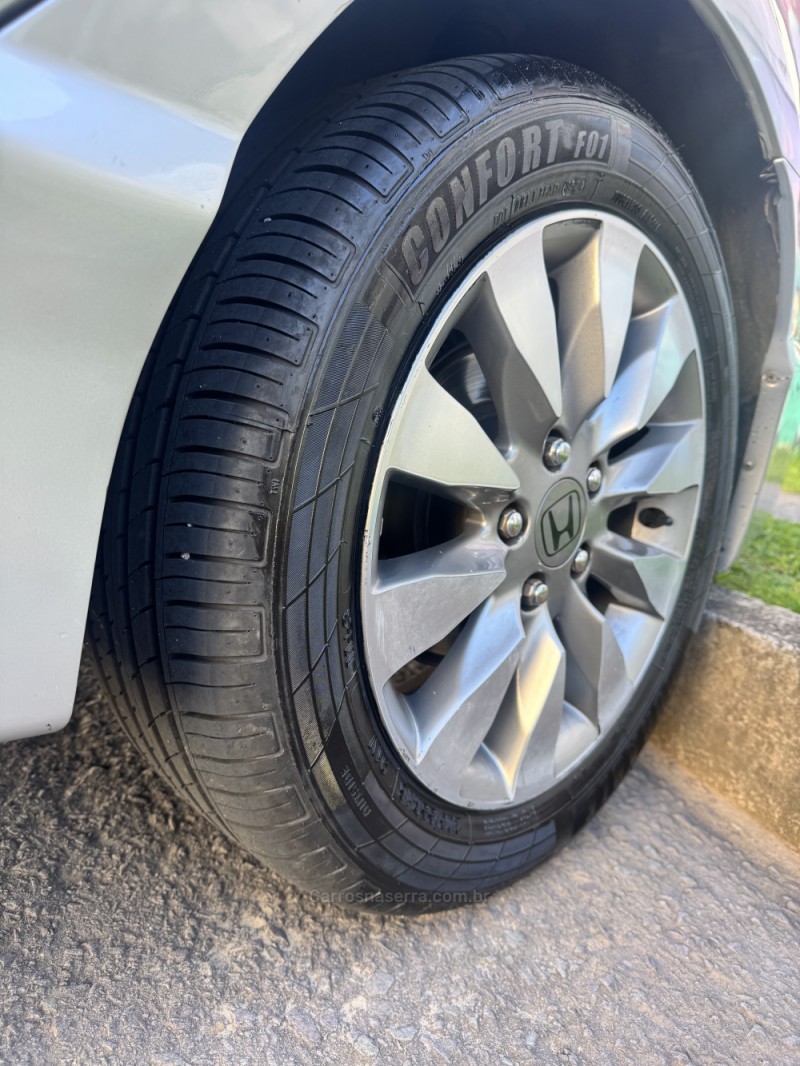 CIVIC 1.8 LXS 16V FLEX 4P AUTOMÁTICO - 2008 - CAXIAS DO SUL