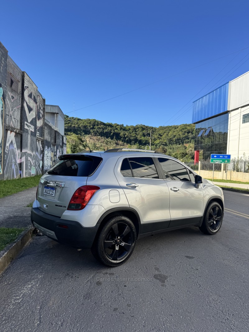 TRACKER 1.8 MPFI LTZ 4X2 16V FLEX 4P AUTOMÁTICO - 2014 - CAXIAS DO SUL