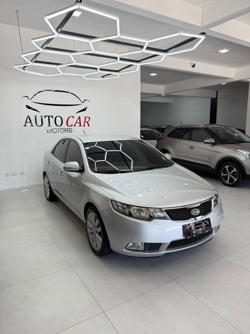 CERATO 1.6 EX3 SEDAN 16V GASOLINA 4P AUTOMÁTICO - 2011 - CAXIAS DO SUL