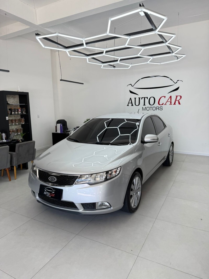 CERATO 1.6 EX3 SEDAN 16V GASOLINA 4P AUTOMÁTICO - 2011 - CAXIAS DO SUL