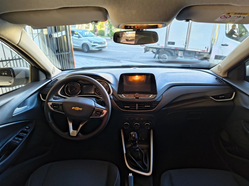 ONIX 1.0 LTZ 12V TURBO FLEX 4P MANUAL - 2023 - CAXIAS DO SUL