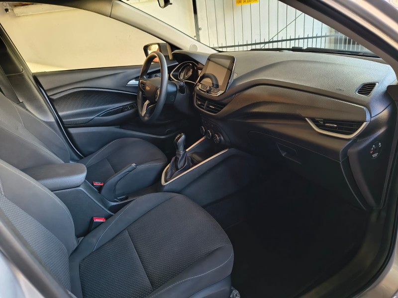 ONIX 1.0 LTZ 12V TURBO FLEX 4P MANUAL - 2023 - CAXIAS DO SUL