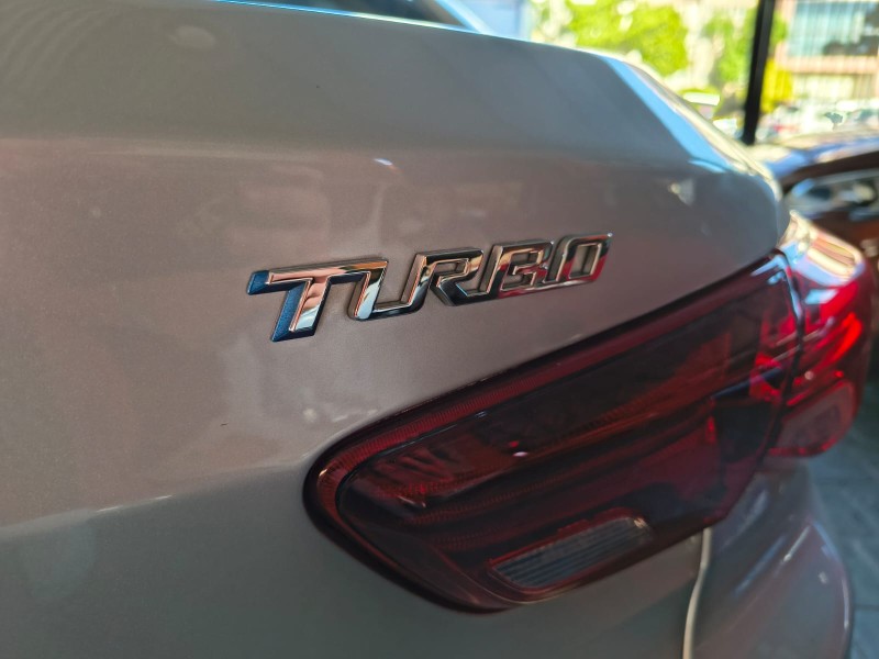 ONIX 1.0 LTZ 12V TURBO FLEX 4P MANUAL - 2023 - CAXIAS DO SUL