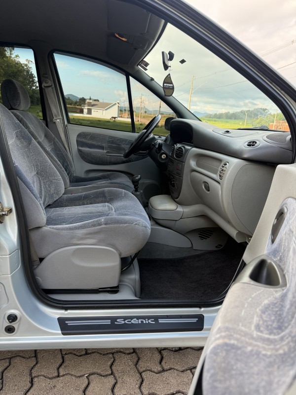 SCÉNIC 1.6 RXE 16V GASOLINA 4P MANUAL - 2003 - ARROIO DO MEIO