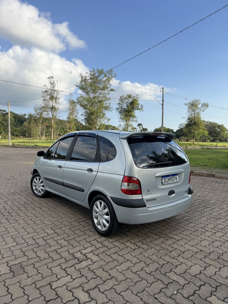 SCÉNIC 1.6 RXE 16V GASOLINA 4P MANUAL - 2003 - ARROIO DO MEIO