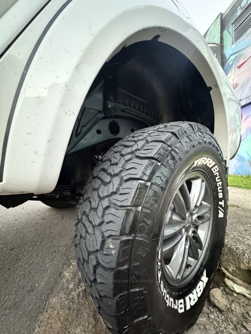 L200 TRITON 3.5 HPE 4X4 CD V6 24V FLEX 4P AUTOMÁTICO - 2015 - CAXIAS DO SUL