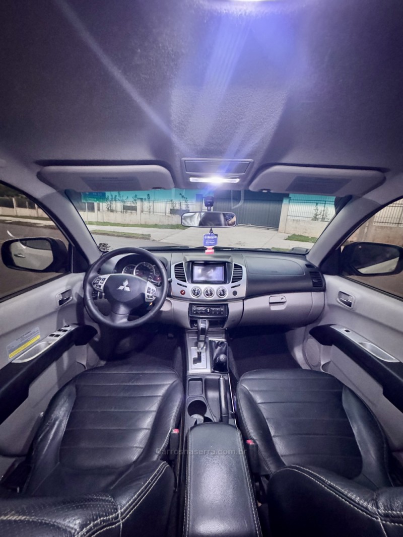 L200 TRITON 3.5 HPE 4X4 CD V6 24V FLEX 4P AUTOMÁTICO - 2015 - CAXIAS DO SUL