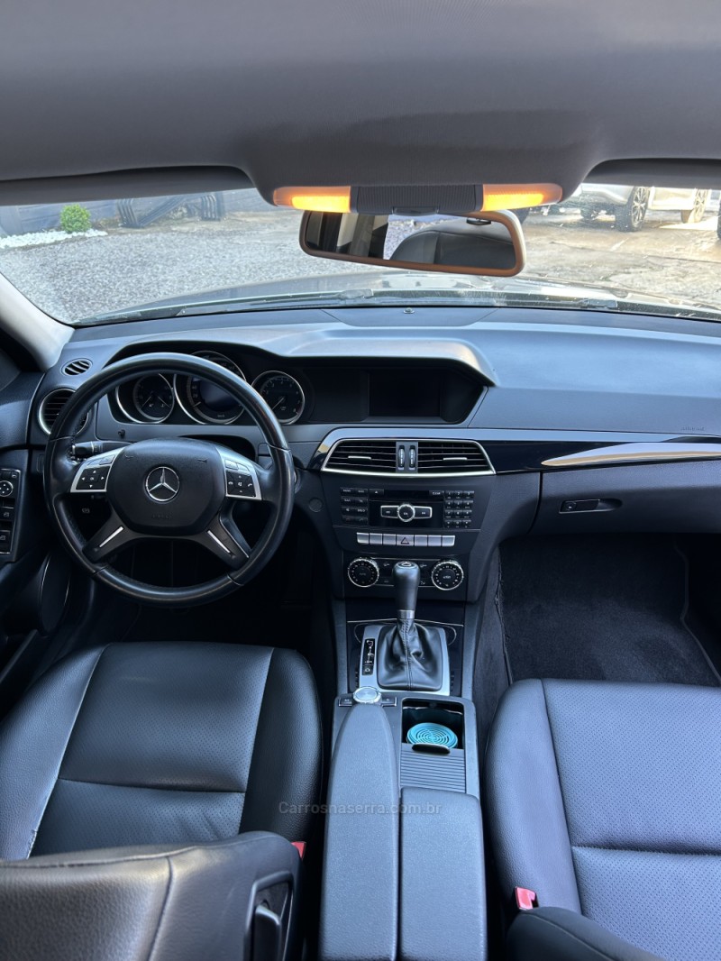 C 180 1.6 CGI SPORT 16V TURBO GASOLINA 4P AUTOMÁTICO - 2014 - CARAZINHO